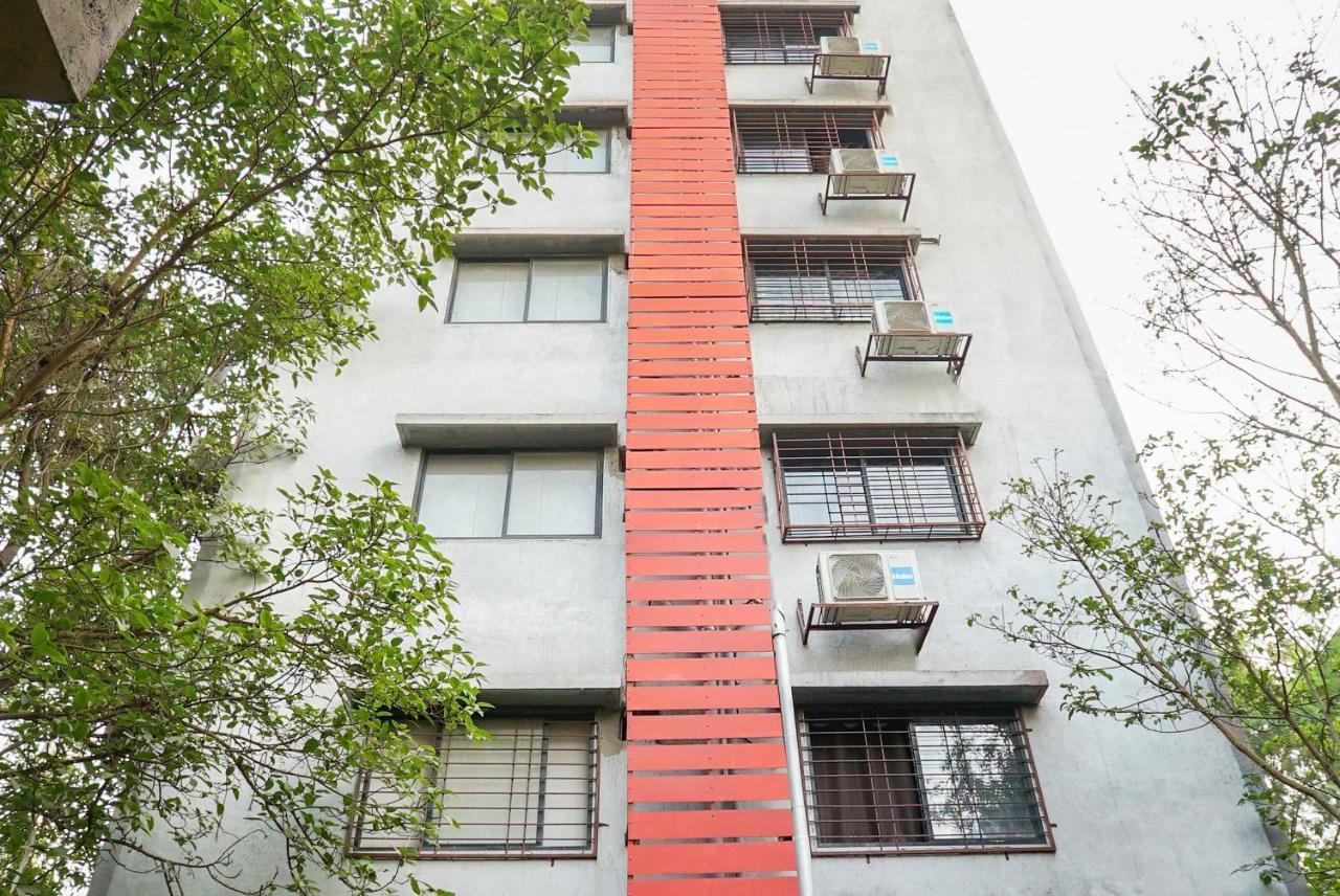 Oyo 80678 Shreenath Residency Нью-Дели Экстерьер фото